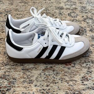 adidas gazelle silver green womens ADIDAS BOOST NMD R2 ORIGINAL USA IMPORTED (Original USA Imported)  Lunda  Bazar Online